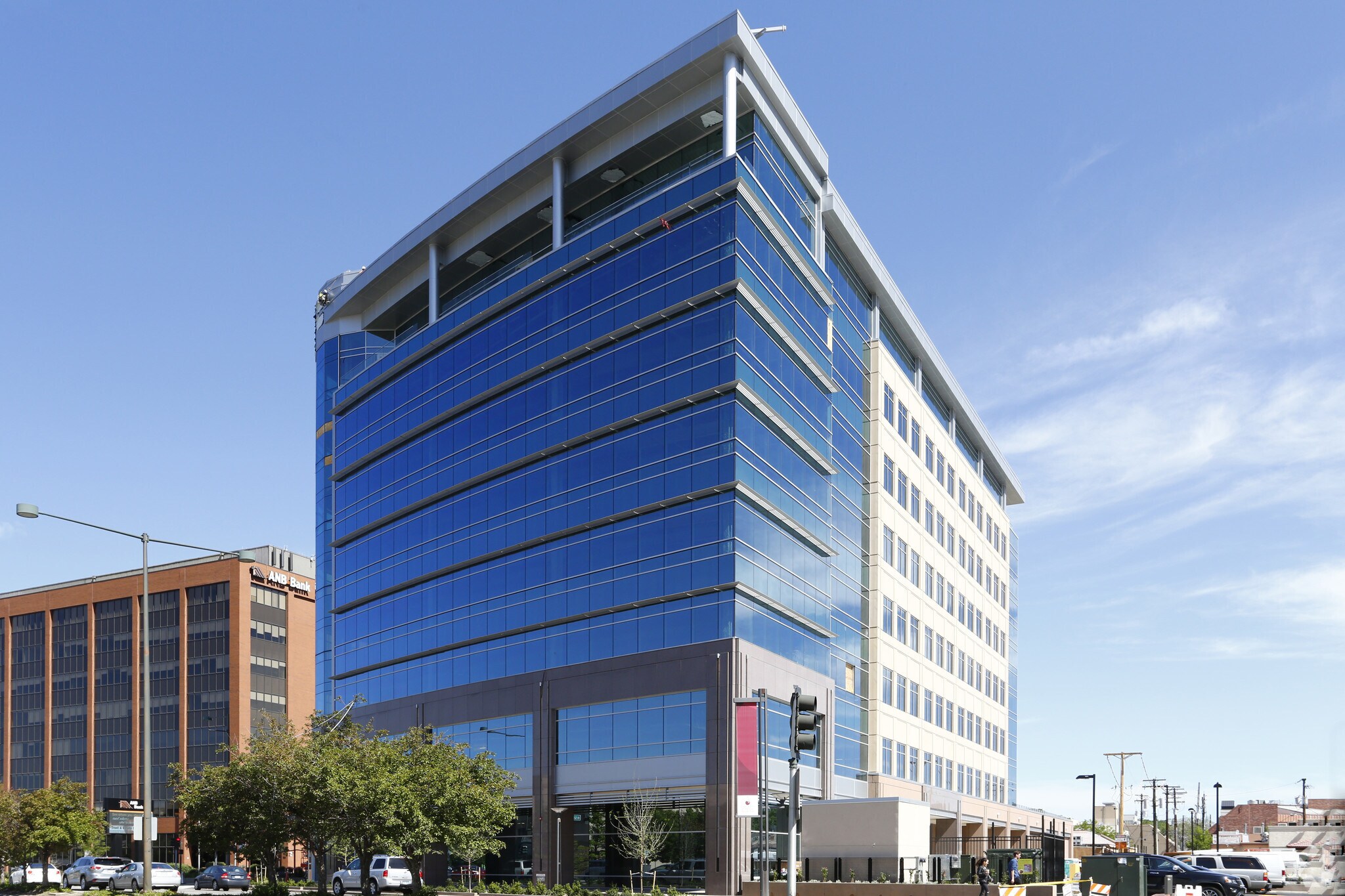 100 St Paul St, Denver, CO à louer Photo principale- Image 1 de 10