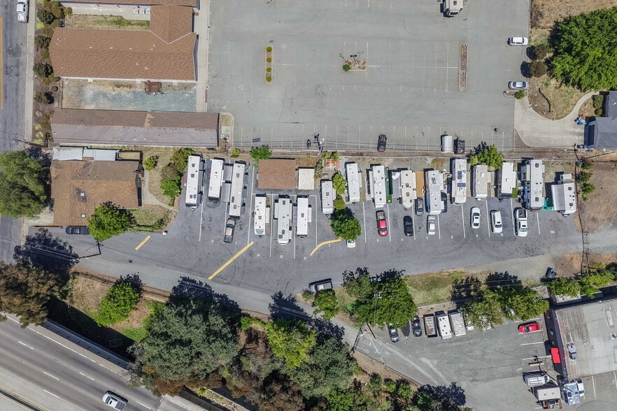 381 Arthur Rd, Martinez, CA for sale - Building Photo - Image 2 of 9