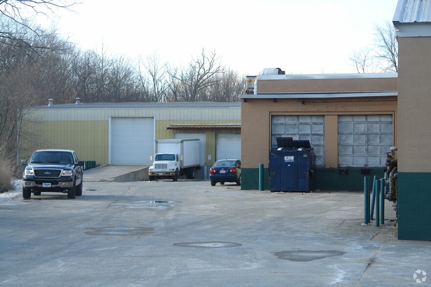 360 Broadway, Taunton, MA for lease - Building Photo - Image 2 of 14