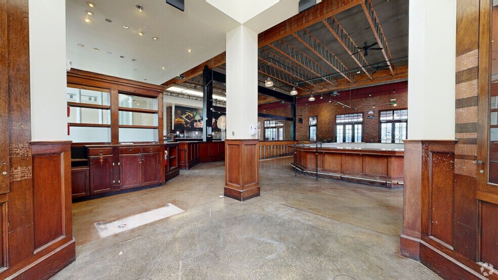 145 S San Fernando Blvd, Burbank, CA à louer - Numérisation 3D de Matterport - Image 2 de 15