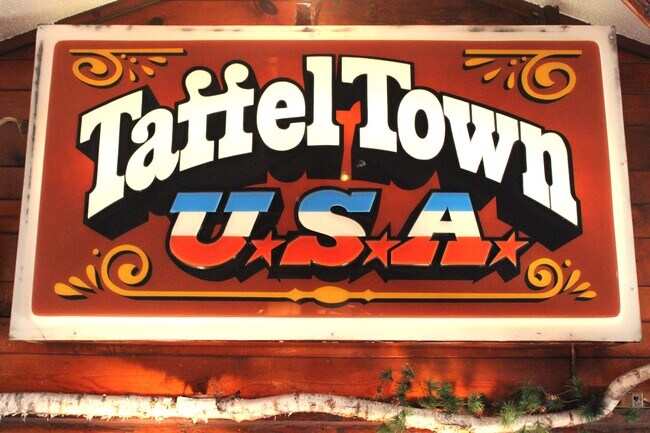 Plus de détails pour 12397 M 66, Fife Lake, MI - Commerce de détail à vendre