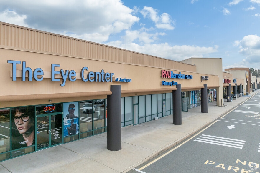 260 N County Line Rd, Jackson, NJ for lease - Building Photo - Image 2 of 5