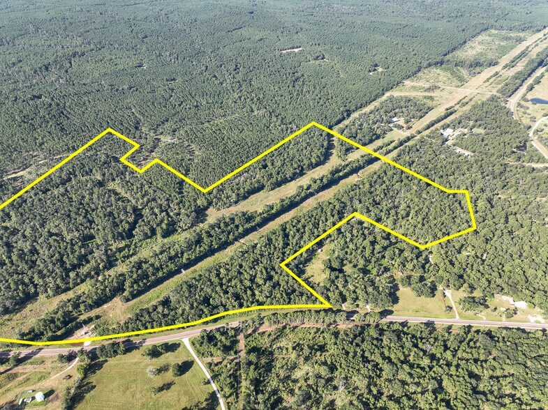 1 FM 247, Huntsville, TX à vendre - Photo du bâtiment - Image 2 de 12