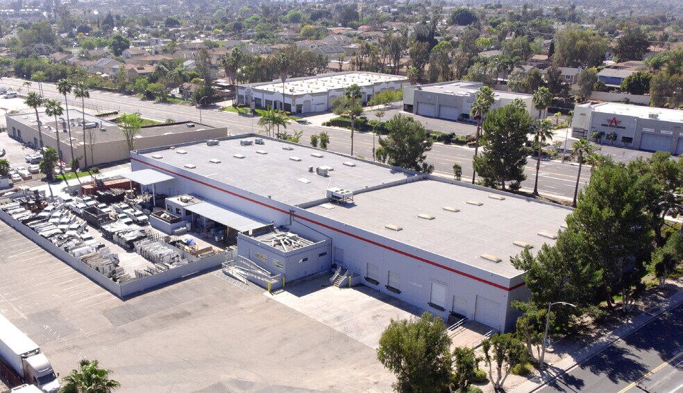 1280 N Melrose Dr, Vista, CA for lease - Building Photo - Image 1 of 3