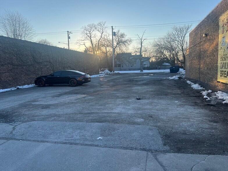 5646 Hohman Ave, Hammond, IN à louer - Photo du bâtiment - Image 2 de 2