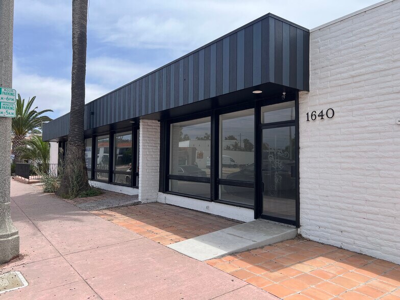 1640 N El Camino Real, San Clemente, CA à vendre - Photo du bâtiment - Image 3 de 28