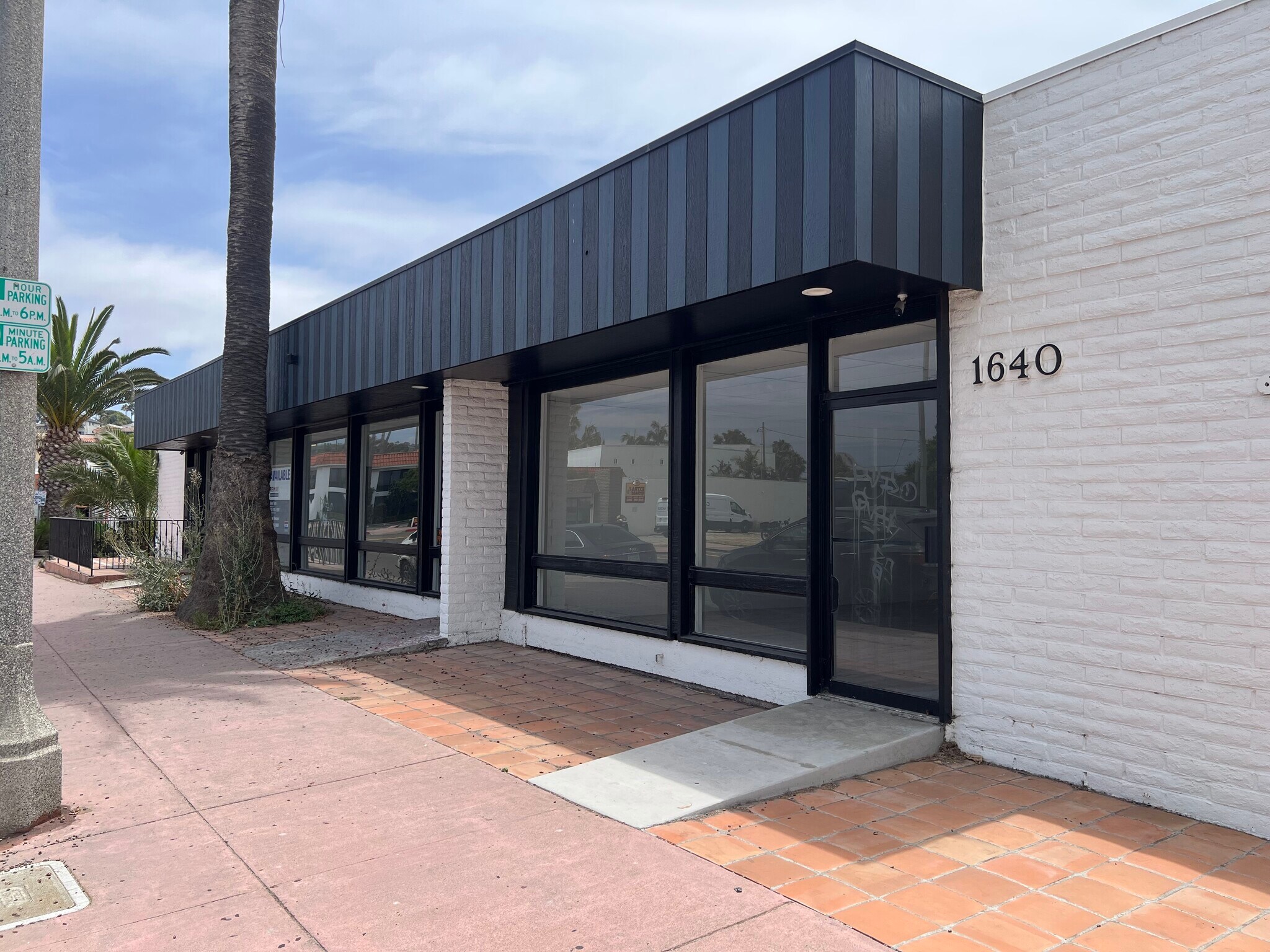 1640 N El Camino Real, San Clemente, CA à vendre Photo du bâtiment- Image 1 de 29