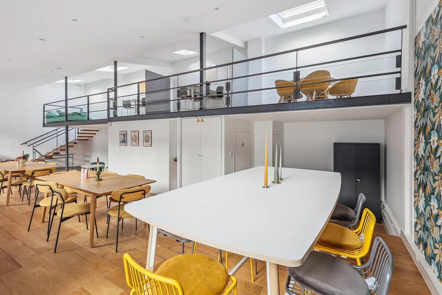 108 Rue Des Dames, Paris à louer - Photo du bâtiment - Image 2 de 8