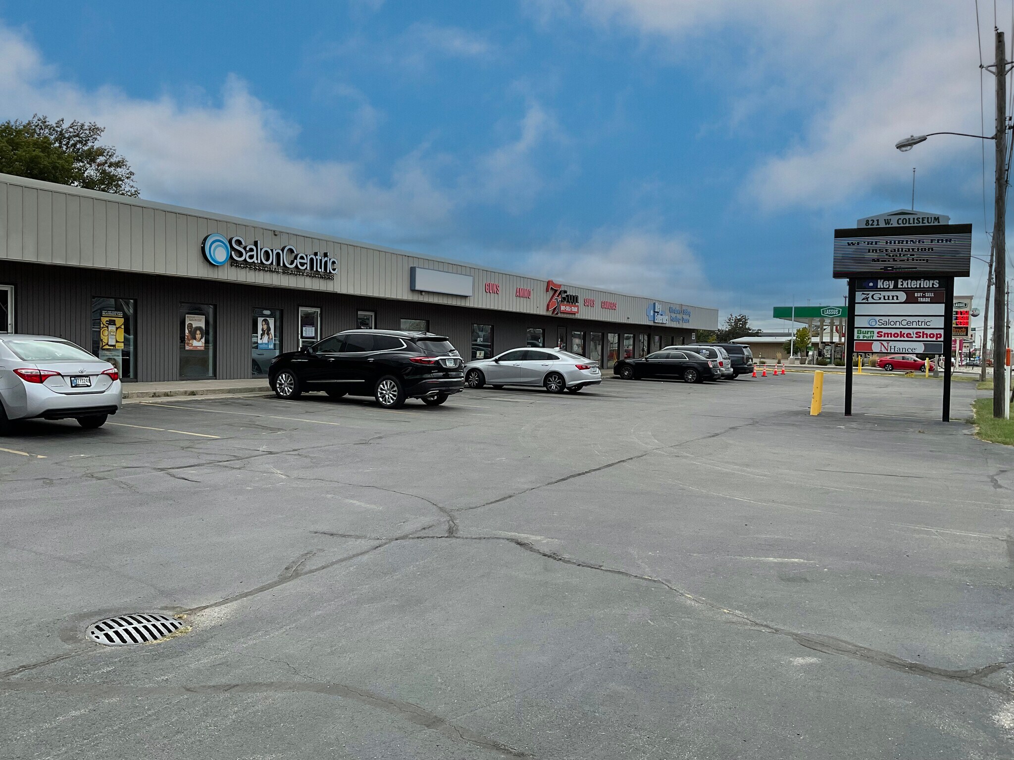 821 W Coliseum Blvd, Fort Wayne, IN for lease Primary Photo- Image 1 of 6