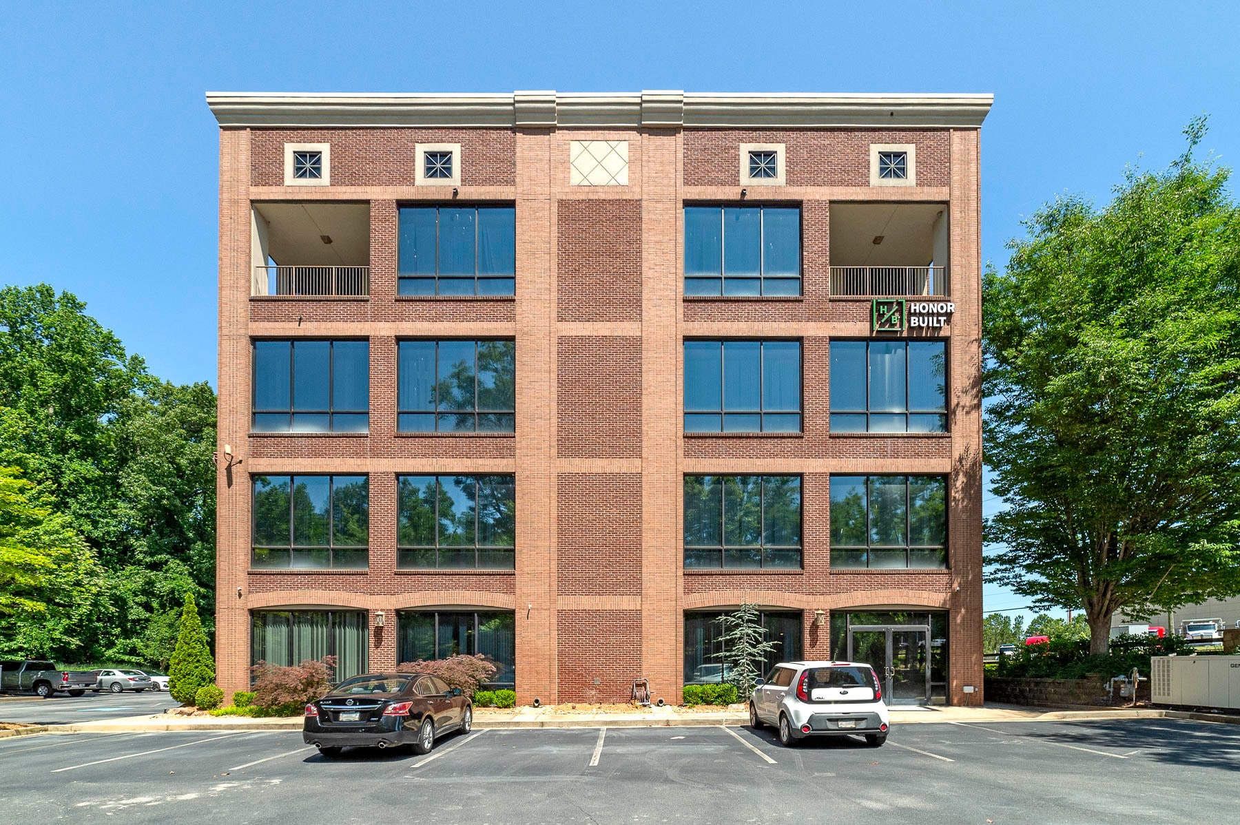 2010 Avalon Pky, McDonough, GA for lease Primary Photo- Image 1 of 22