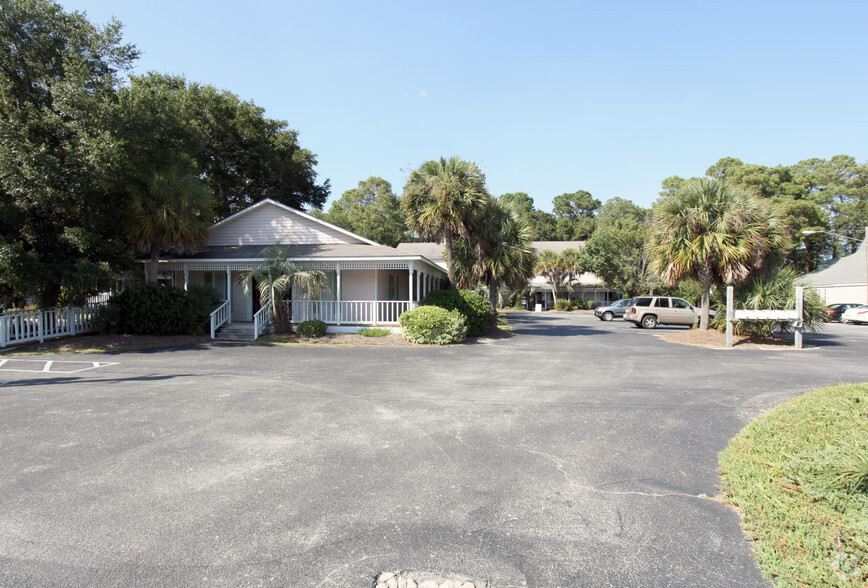 10164 Beach Dr SW, Calabash, NC for sale - Primary Photo - Image 1 of 1