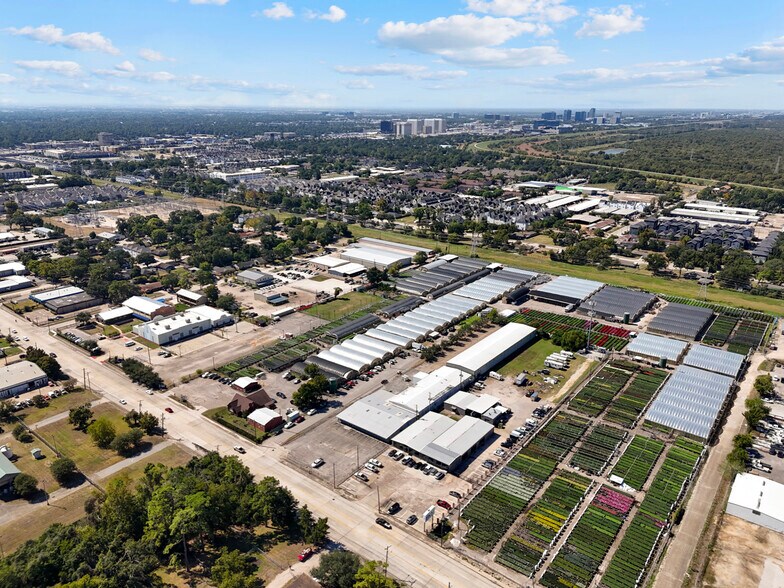 1465 Brittmoore Rd, Houston, TX à vendre - Photo du bâtiment - Image 2 de 8