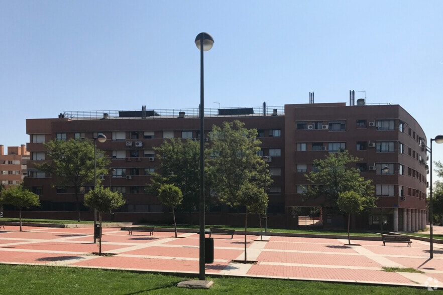 Calle Alcalde Pablo Montero y Montero, 1, Leganés, Madrid for lease - Primary Photo - Image 1 of 2