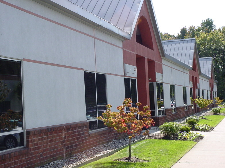 525 Fellowship Rd, Mount Laurel, NJ for lease - Building Photo - Image 1 of 1