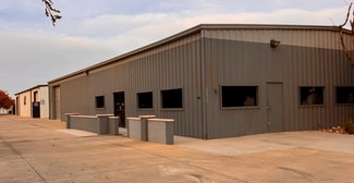 Plus de détails pour 6836 W Pershing Ave, Visalia, CA - Commerce de détail à louer