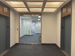 727 7th Ave SW, Calgary, AB for lease Interior Photo- Image 2 of 8