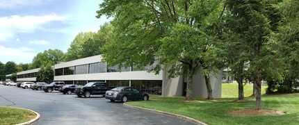 9041 executive park Dr, Knoxville, TN à louer Photo du bâtiment- Image 2 de 13