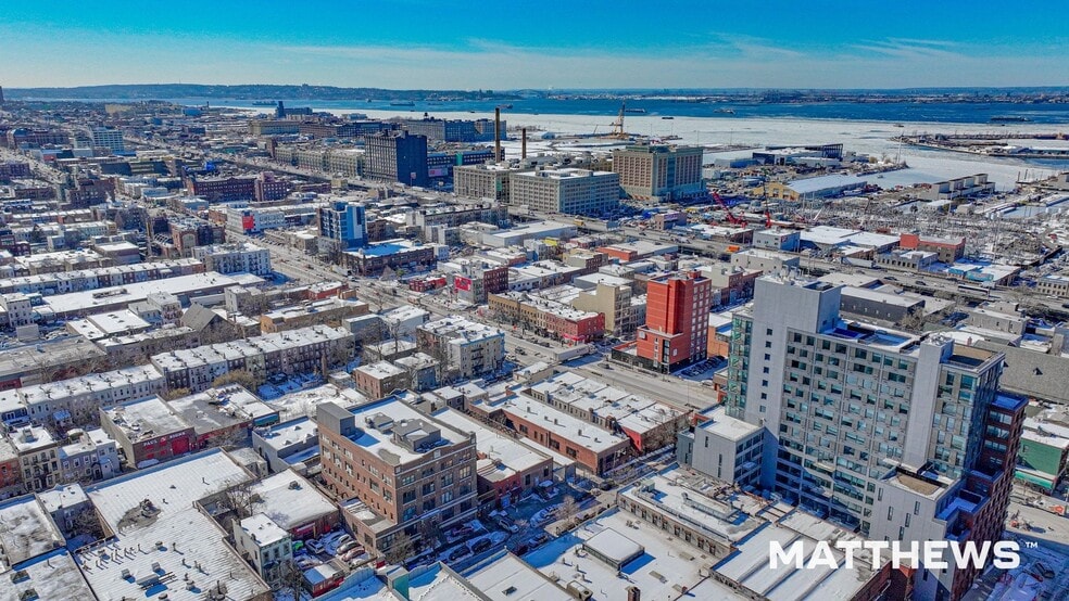 204 25th St, Brooklyn, NY à vendre - Photo du bâtiment - Image 2 de 3