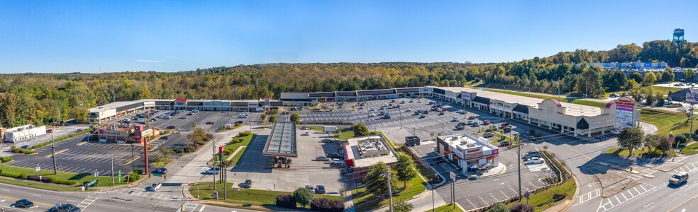 110-480 Banks Crossing Dr, Commerce, GA for lease - Building Photo - Image 3 of 5