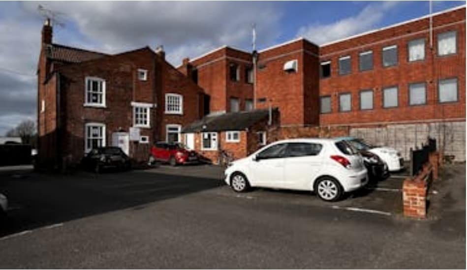 23 Mill Gate, Newark for sale - Building Photo - Image 2 of 2