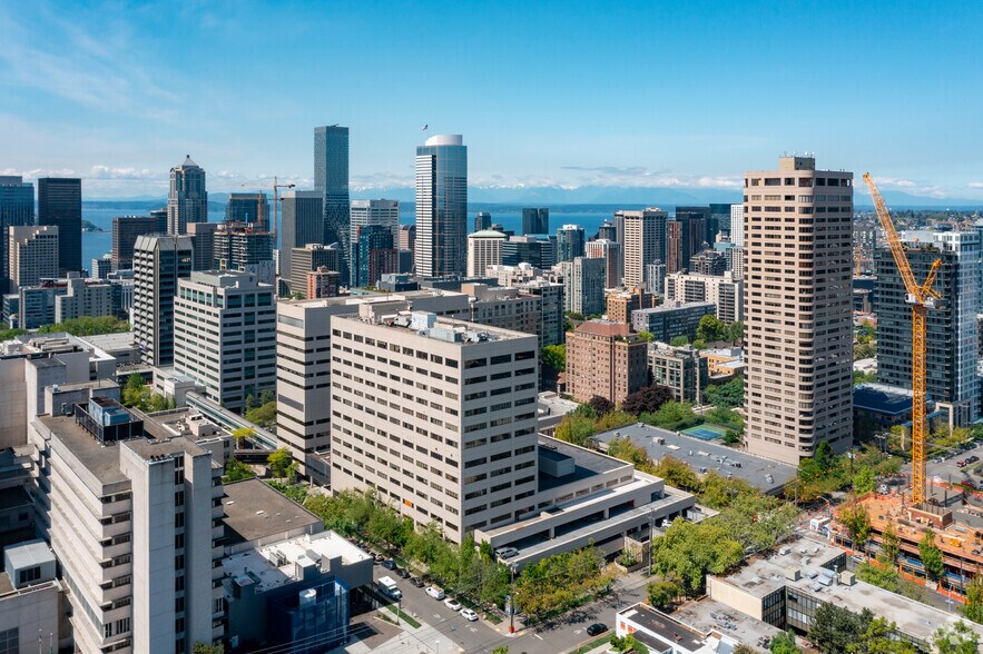 1229 Madison St, Seattle, WA à louer - Photo du bâtiment - Image 2 de 6