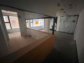 Retail in Cuenca, Cuenca for lease Interior Photo- Image 1 of 8