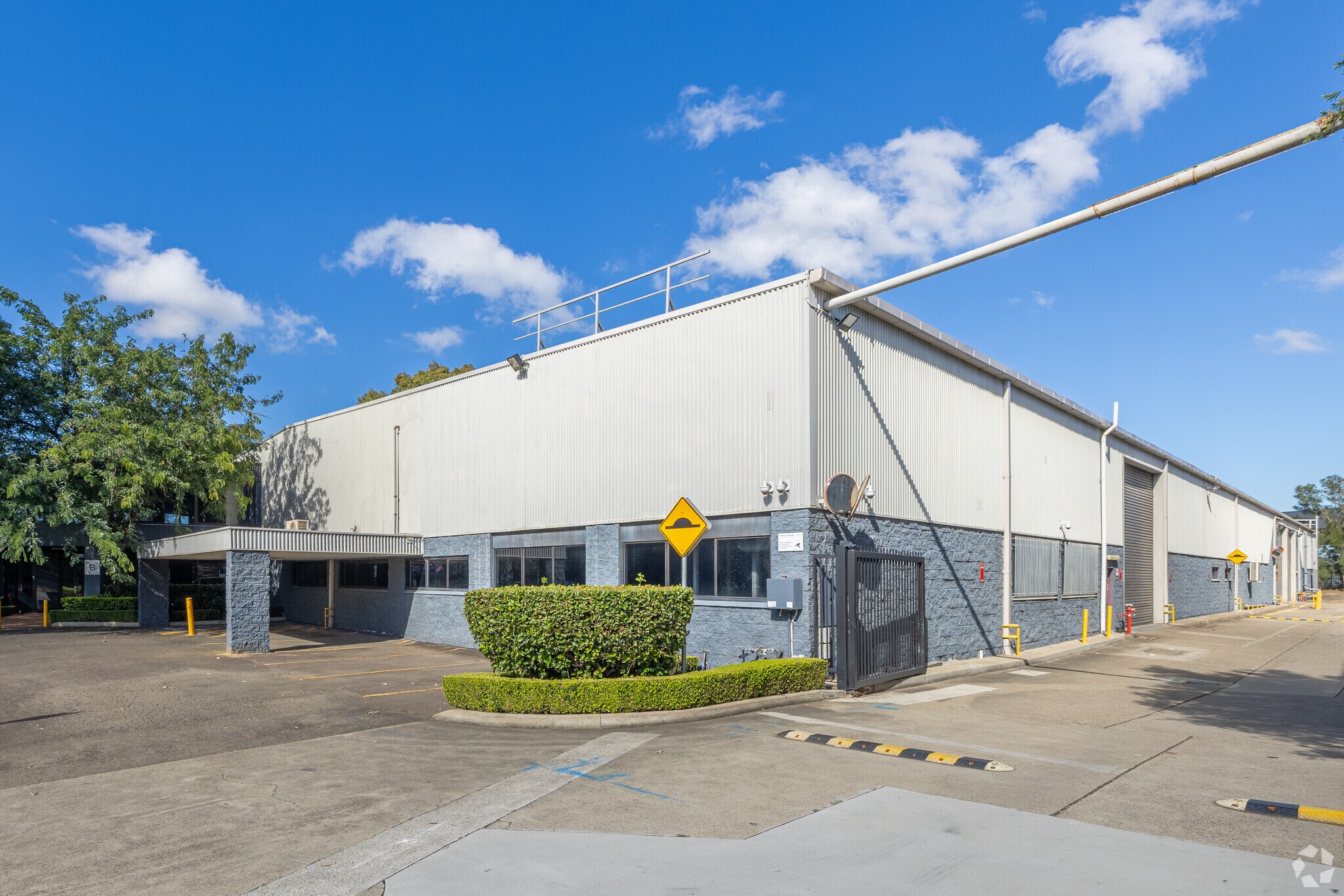 152 Miller Rd, Villawood for lease Primary Photo- Image 1 of 6