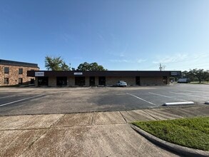 798 Downtowner Blvd, Mobile, AL for lease Interior Photo- Image 2 of 6