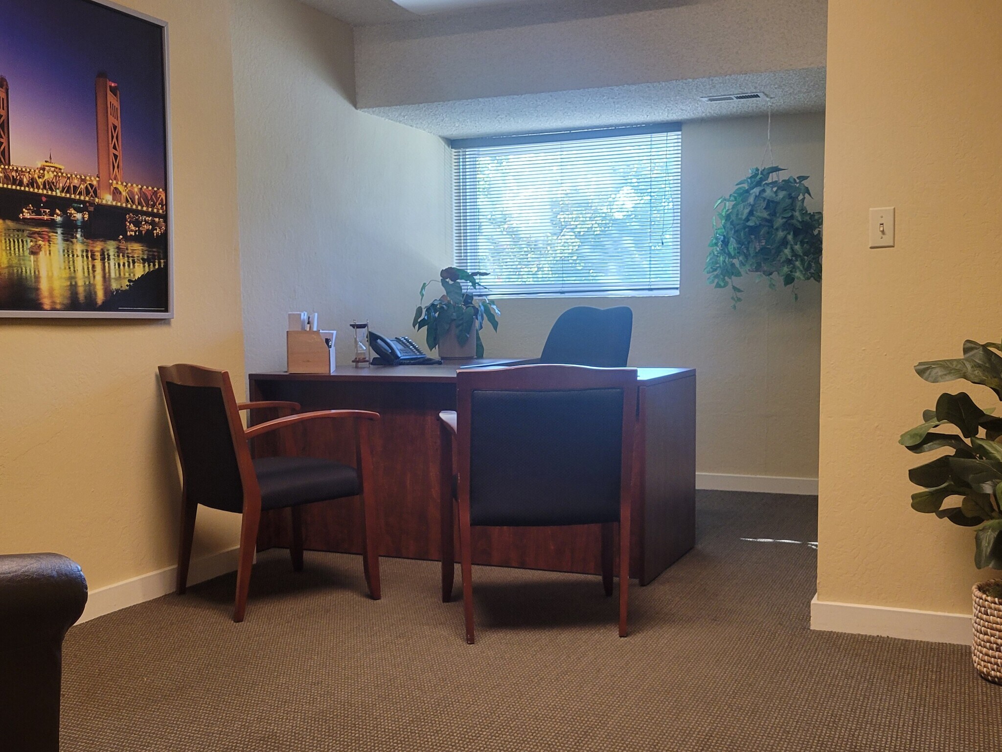 2740 Fulton Ave, Sacramento, CA à louer Photo du bâtiment- Image 1 de 2