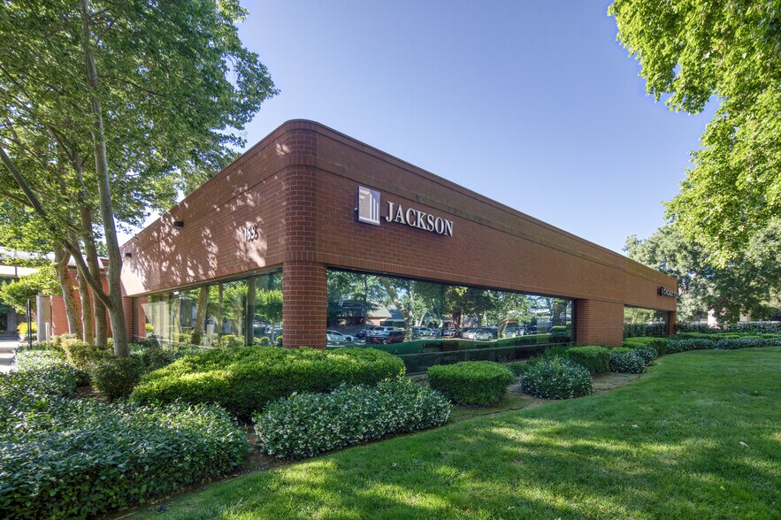 155 Cadillac Dr, Sacramento, CA for lease - Building Photo - Image 1 of 6