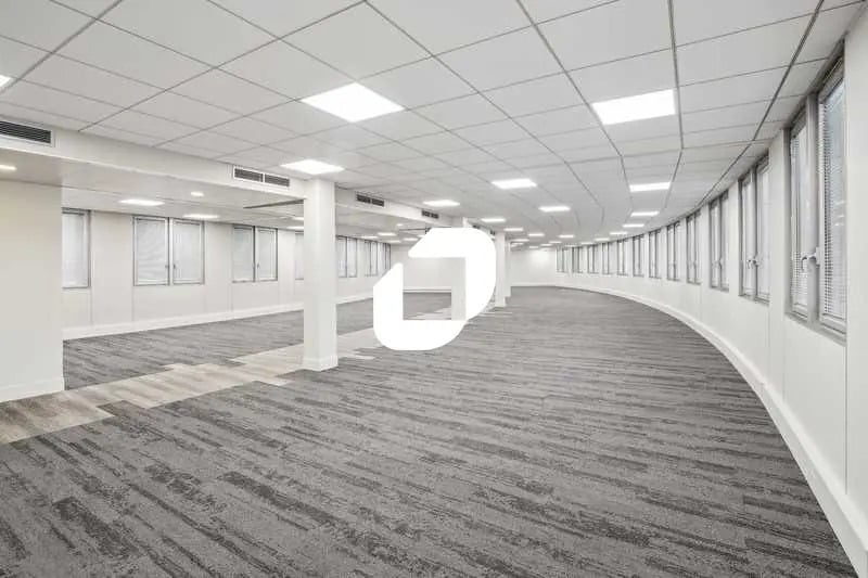 9-11 Boulevard Du General De Gaulle, Montrouge for lease - Interior Photo - Image 2 of 16