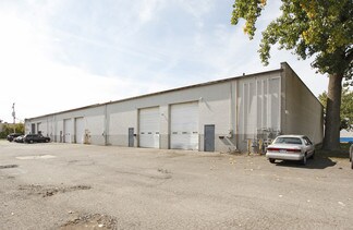 Plus de détails pour 32841 Parklane St, Garden City, MI - Industriel à louer