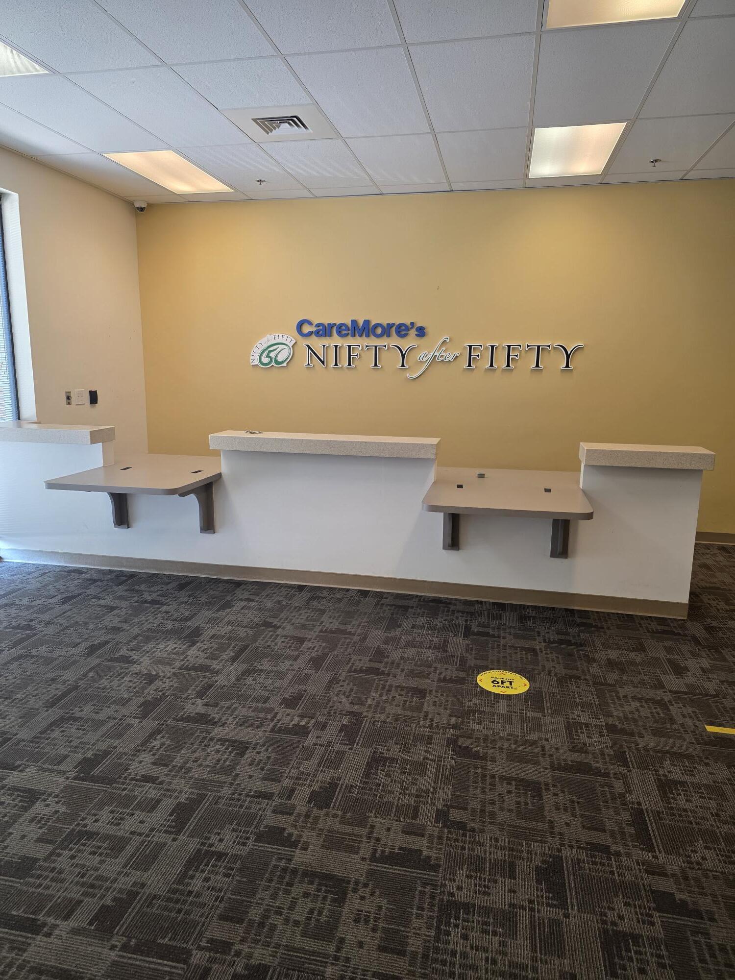 121 W Foothill Blvd, Upland, CA à louer Photo intérieure- Image 1 de 9