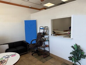 1011-1039 Route 109, Farmingdale, NY for lease Interior Photo- Image 2 of 11
