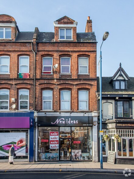 124 Putney High St, Londres à louer - Photo du bâtiment - Image 3 de 4