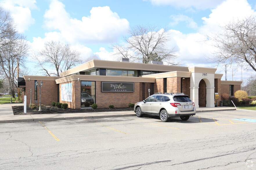 2465 W Ridge Rd, Rochester, NY à louer - Photo du bâtiment - Image 2 de 15