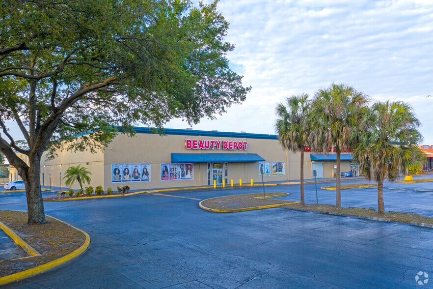 1401 E Fowler Ave, Tampa, FL for lease - Building Photo - Image 1 of 3