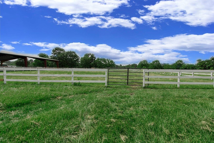 22815 Lain Rd, Spring, TX à vendre - Photo du bâtiment - Image 2 de 20