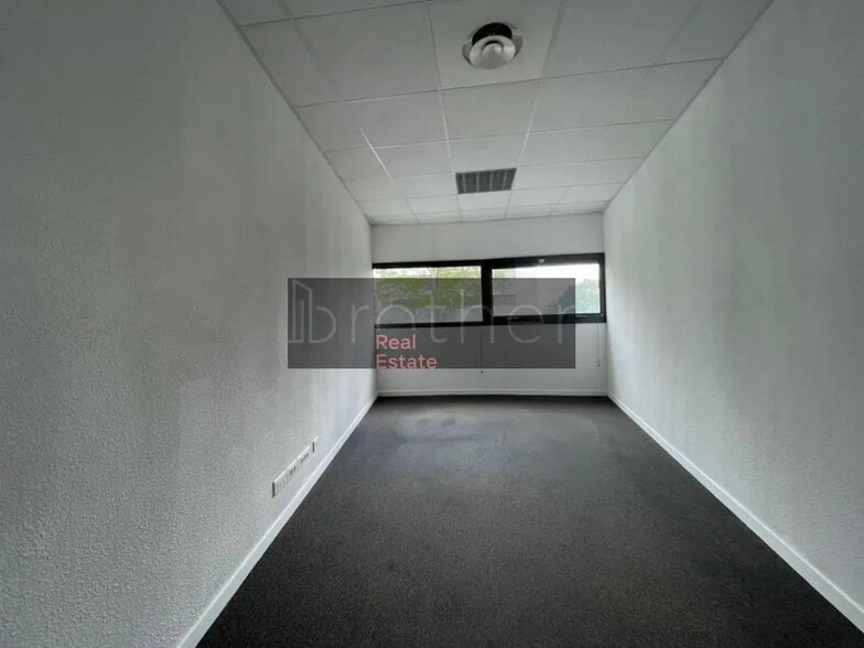 Office in Mérignac for lease - Interior Photo - Image 3 of 8