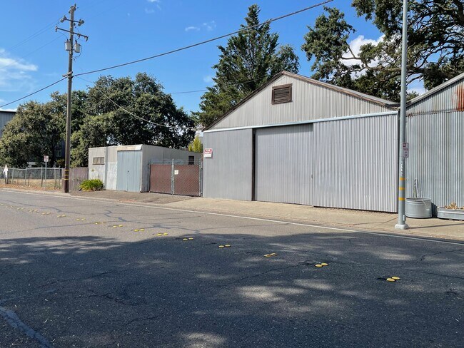 More details for 21 Frances St, Santa Rosa, CA - Industrial for Lease