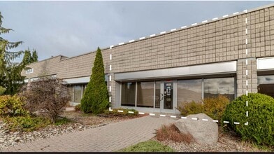 550C Parkside Dr, Waterloo, ON for lease Building Photo- Image 1 of 4