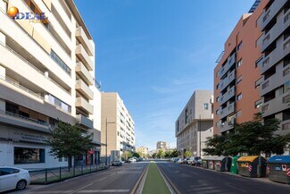 More details for Plaza Catedrática Asunción Linares, 1, Granada - Retail for Sale
