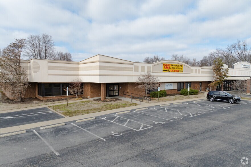 9616 Dixie Hwy, Louisville, KY à louer - Photo du bâtiment - Image 1 de 7
