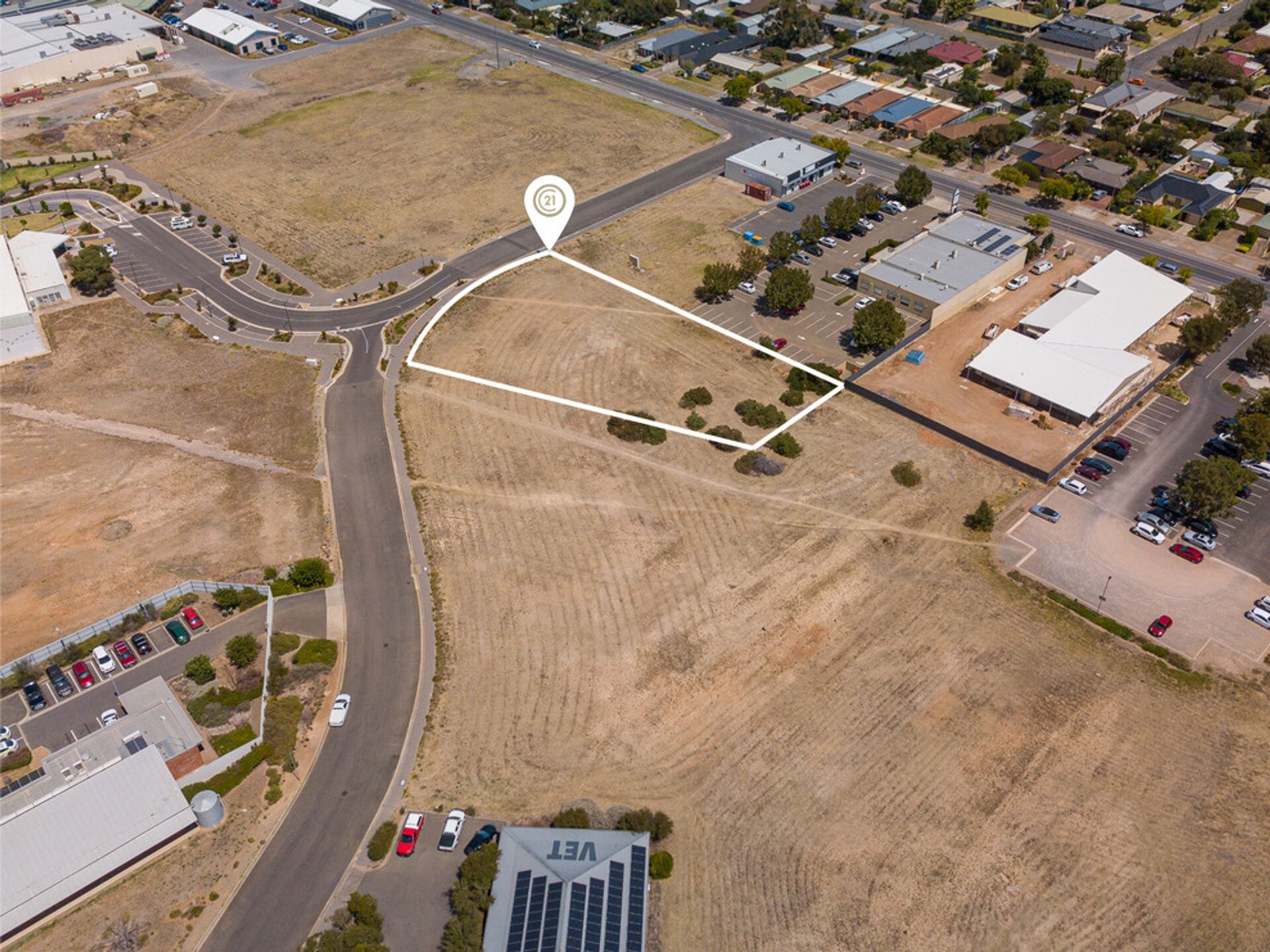 McRae St, ALDINGA BEACH for lease Primary Photo- Image 1 of 2