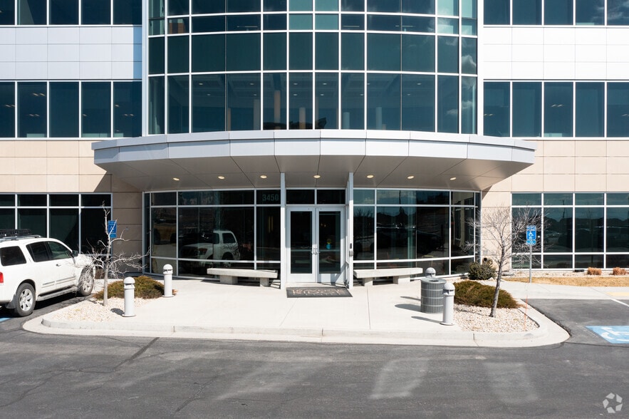 3450 N triumph Blvd, Lehi, UT for lease - Building Photo - Image 2 of 17