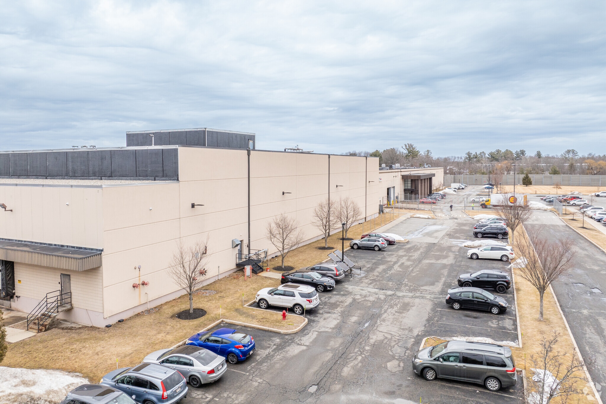 90 Salem Rd, North Billerica, MA for lease Primary Photo- Image 1 of 6