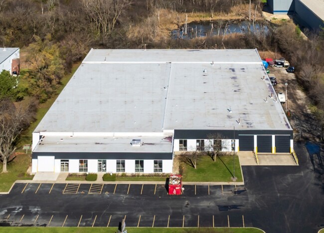 Plus de détails pour 330 E Route 22, Lake Zurich, IL - Industriel à louer