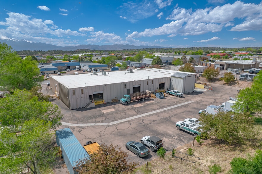 1335 Ford St, Colorado Springs, CO for lease - Building Photo - Image 2 of 9