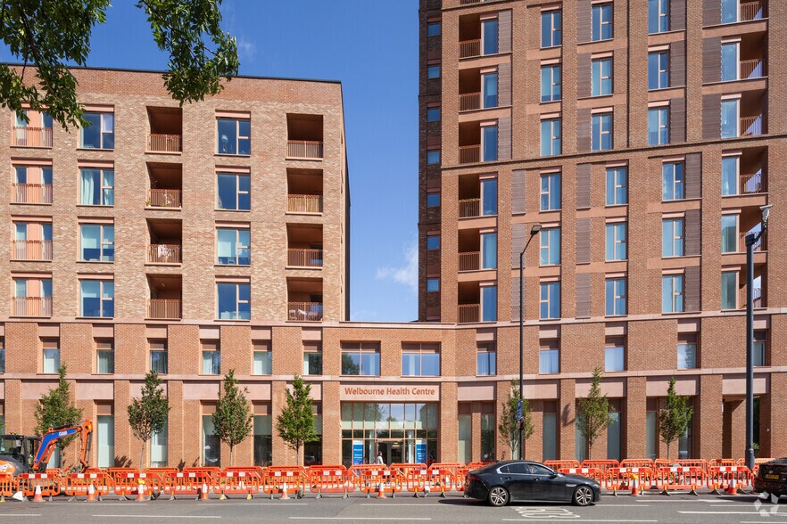 40 Chesnut Rd, Londres à louer - Photo du bâtiment - Image 2 de 2