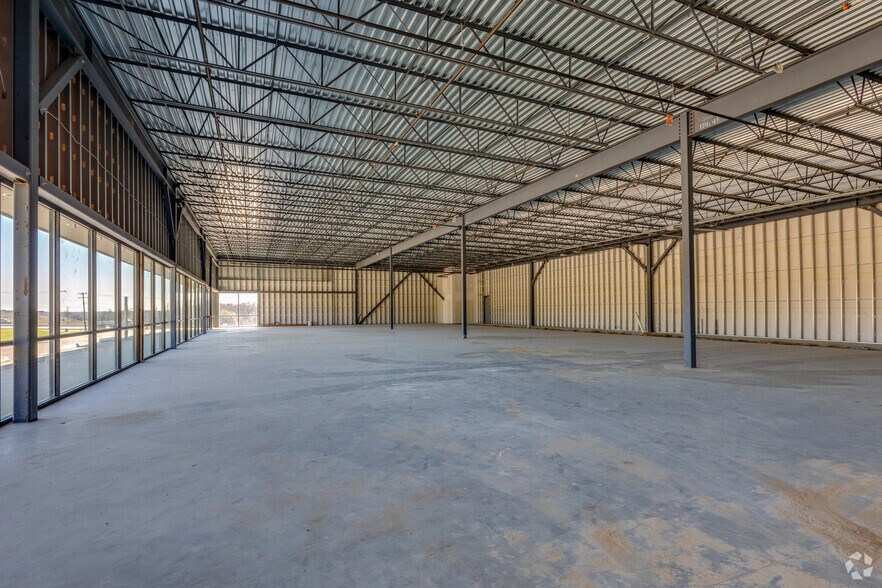 2600 Becker Dr, Brenham, TX à louer - Photo intérieure - Image 2 de 15